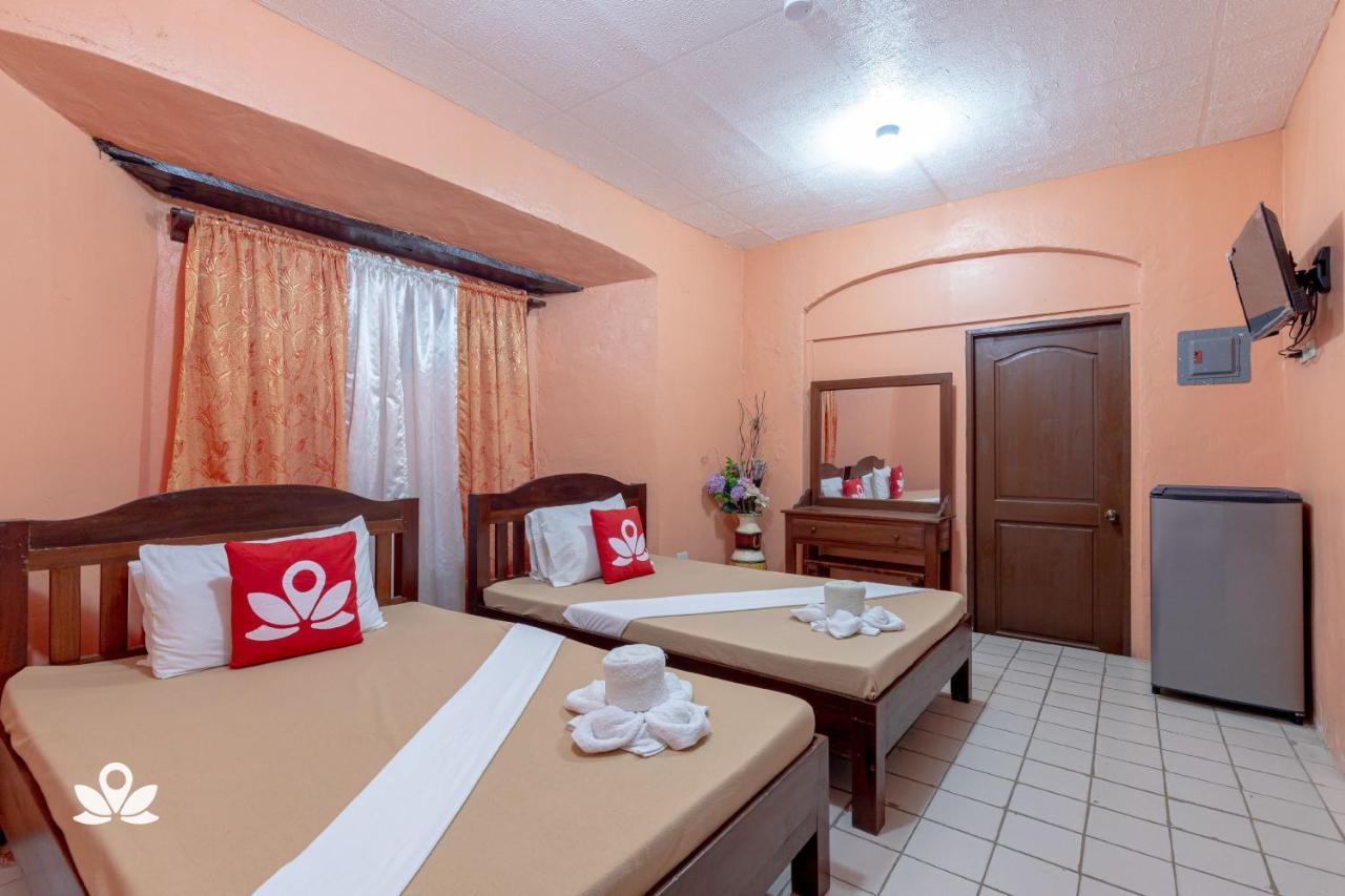 Zen Rooms Calle Crisologo วีกัน ภายนอก รูปภาพ
