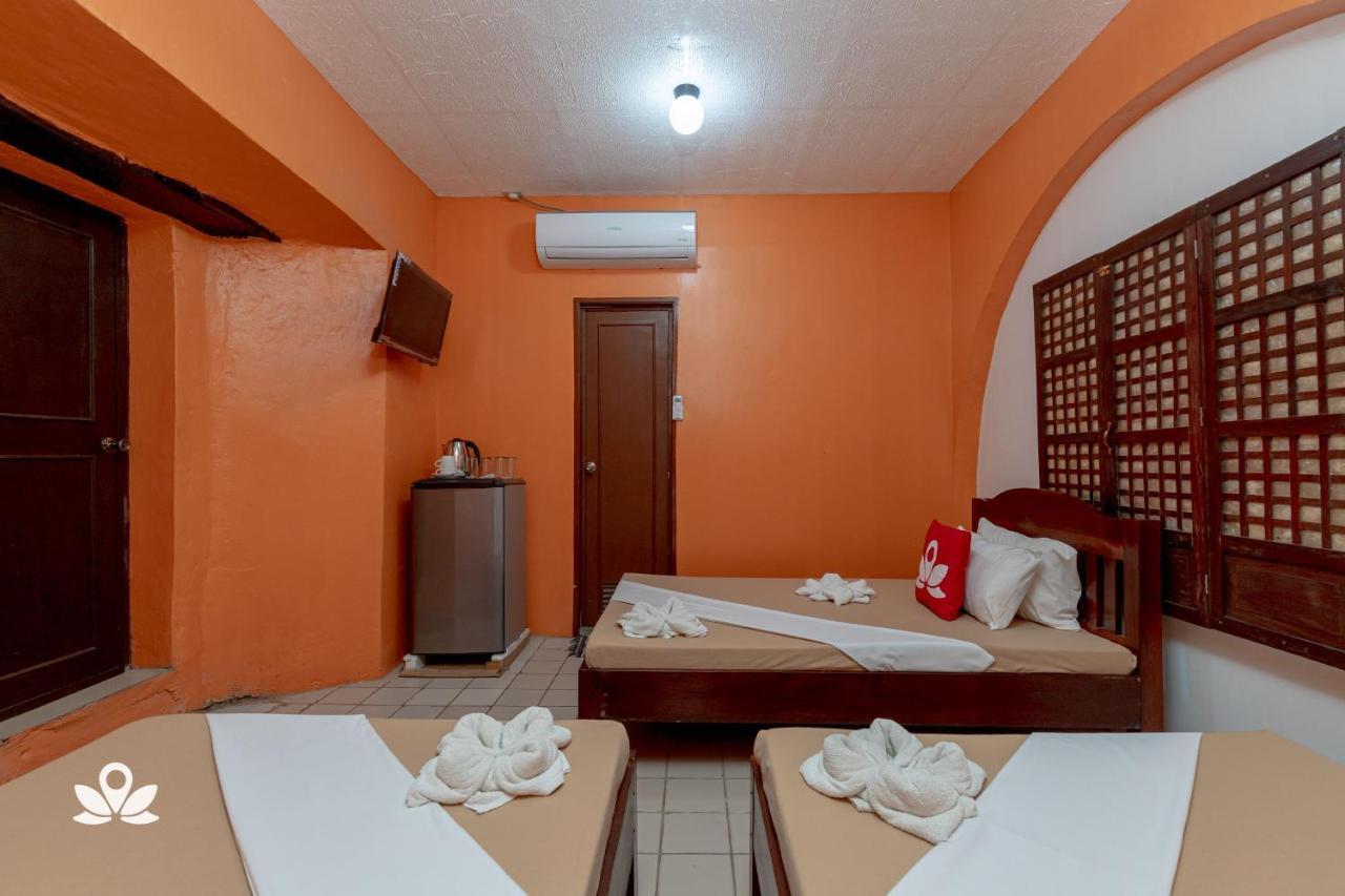 Zen Rooms Calle Crisologo วีกัน ภายนอก รูปภาพ